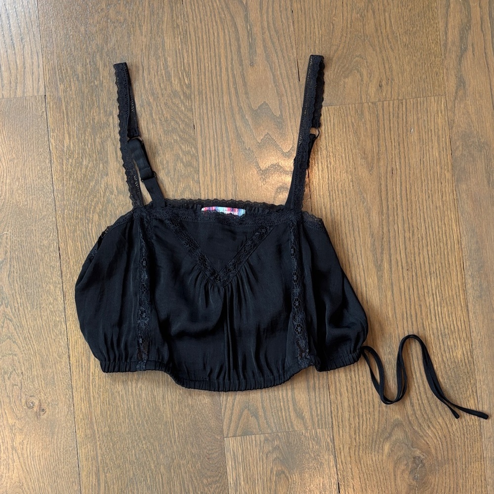 Urban Outfitters Black Lace Trim Cropped Women's Top